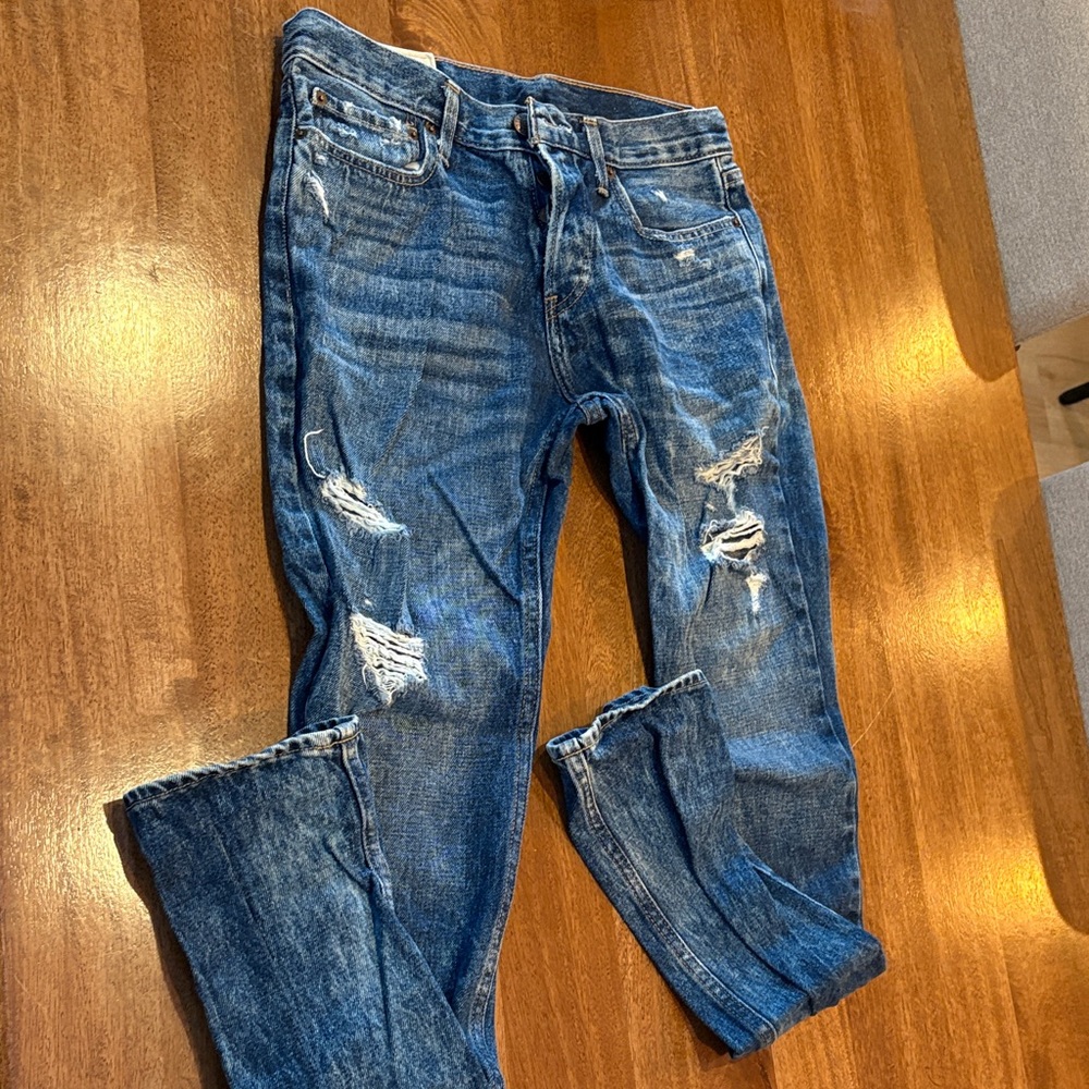 Hollister Men's Distressed Blue Jeans w32 l34